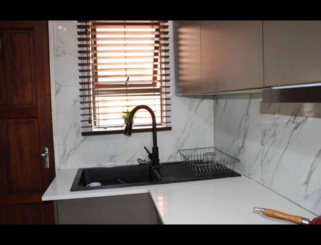 2 BEDROOM TOWNHOUSE FOR SALE IN ALBERTSDAL